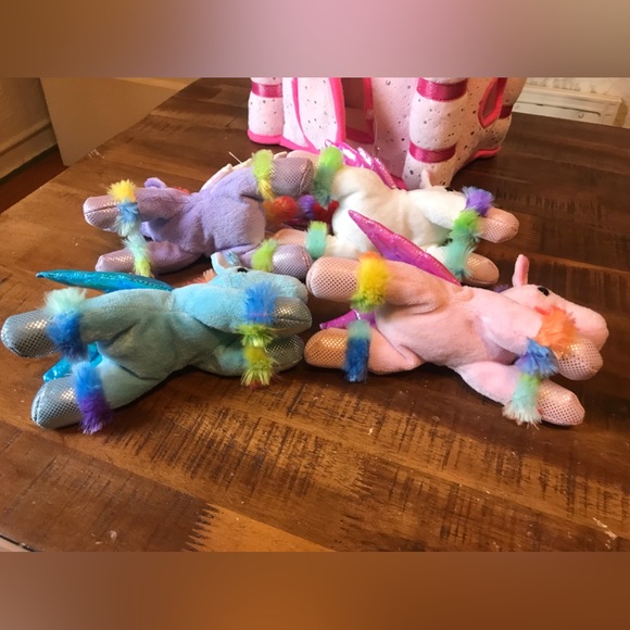 Plush Unicorn Portable Play Set - Picture 13 of 16